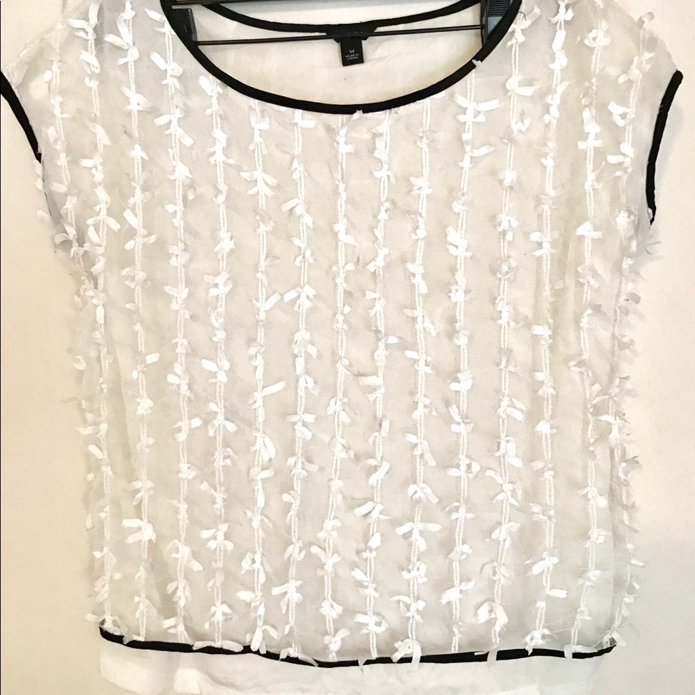 Super Cute ANN TAYLOR blouse! M